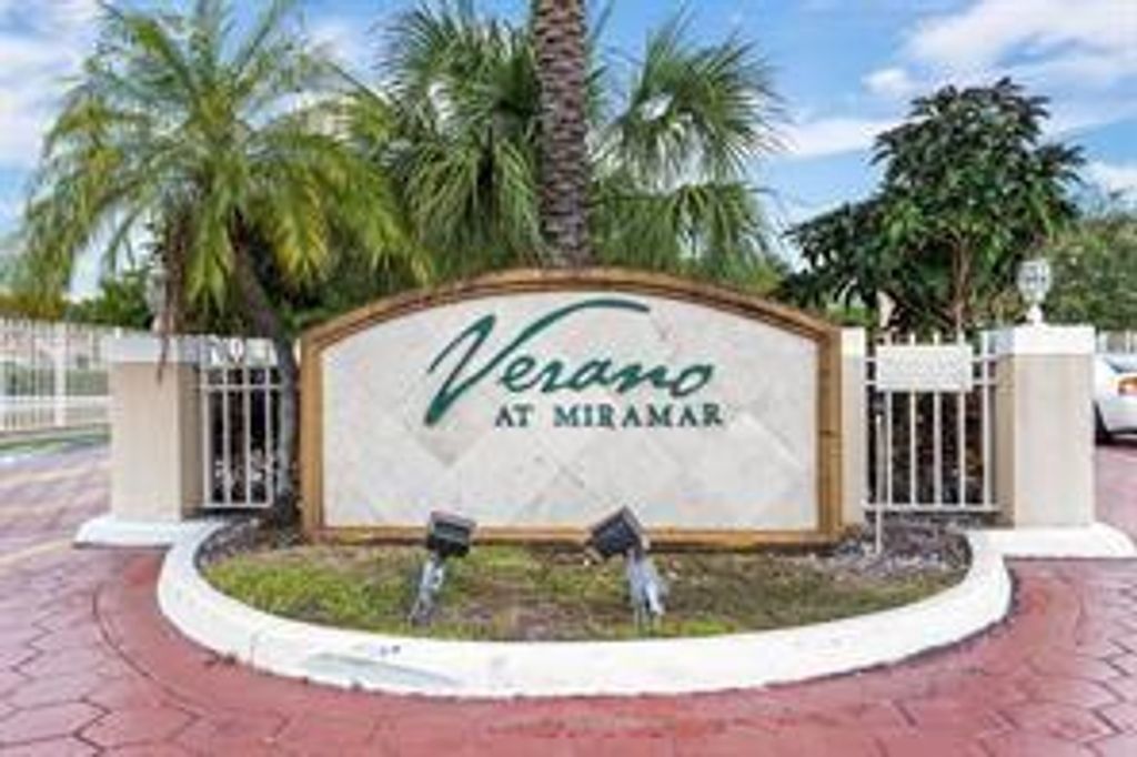 2273 SW 80th Ter 2273, Miramar, FL 33025