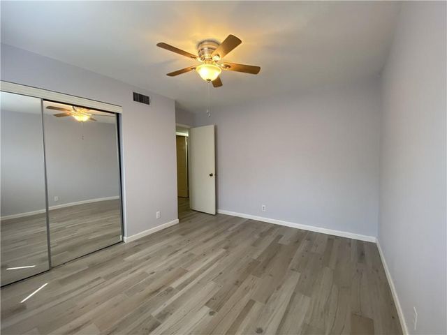 1303 Barrington DR, Austin, TX 78753