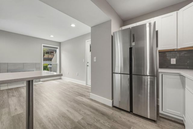 935 La Posada DR 144, Austin, TX 78752