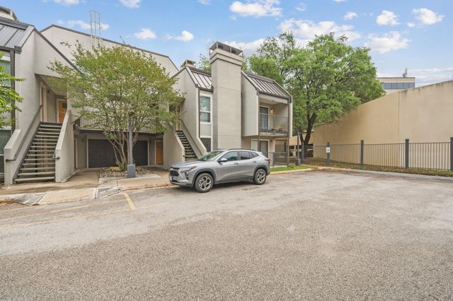 935 La Posada DR 144, Austin, TX 78752