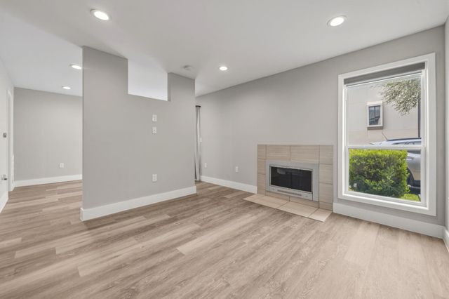 935 La Posada DR 144, Austin, TX 78752