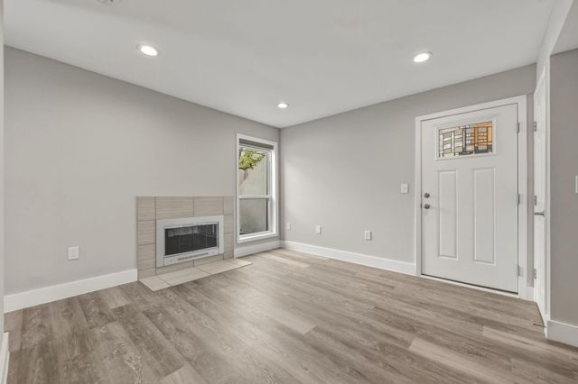 935 La Posada DR 144, Austin, TX 78752