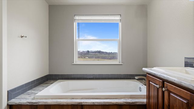 Lot 1 Sp 2108, Benton City, WA 99320