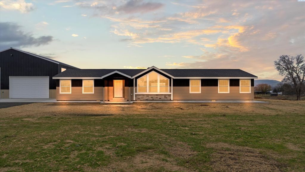 Lot 1 Sp 2108, Benton City, WA 99320