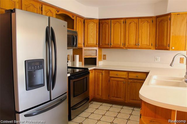 44227 Brandywyne Road, Canton, MI 48187