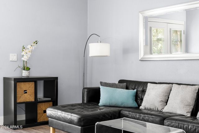 6834 E 4TH Street 7, Scottsdale, AZ 85251