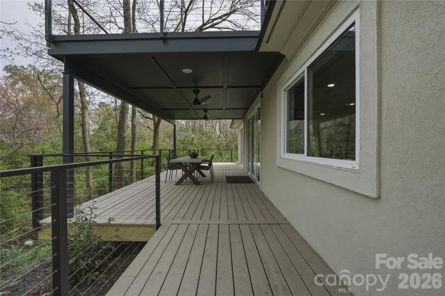 1417 S Wendover Road, Charlotte, NC 28211