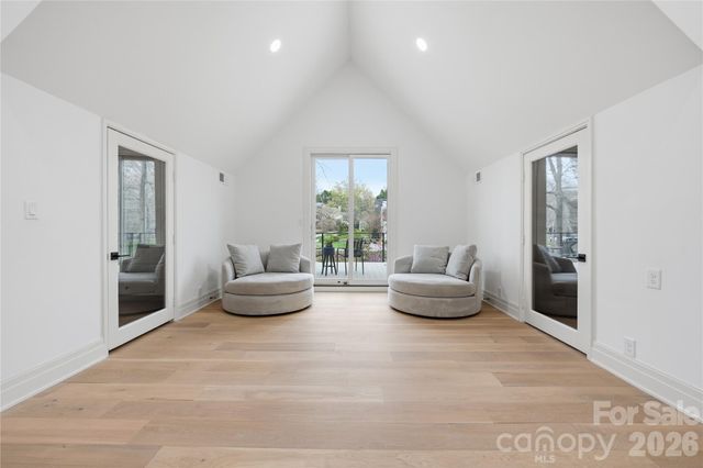 1417 S Wendover Road, Charlotte, NC 28211