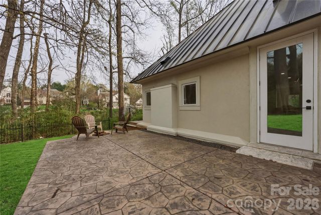 1417 S Wendover Road, Charlotte, NC 28211