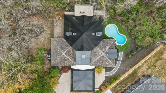 1417 S Wendover Road, Charlotte, NC 28211