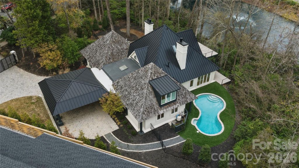 1417 S Wendover Road, Charlotte, NC 28211