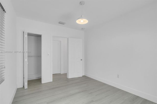 2 Farrey Ln 0, Miami Beach, FL 33139