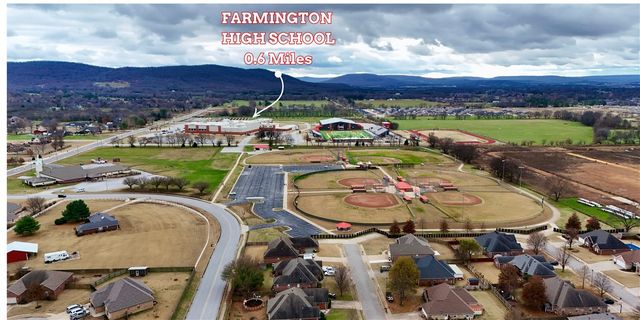 264 W Sundown Drive, Farmington, AR 72730