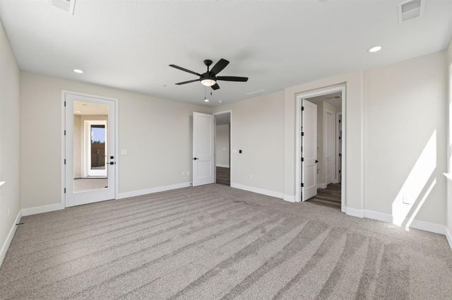 429 S Barcus Avenue, Kerman, CA 93630