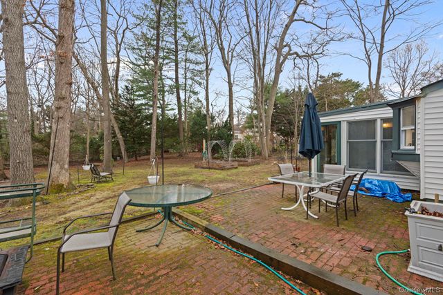 33 Oleander Drive, Northport, NY 11768