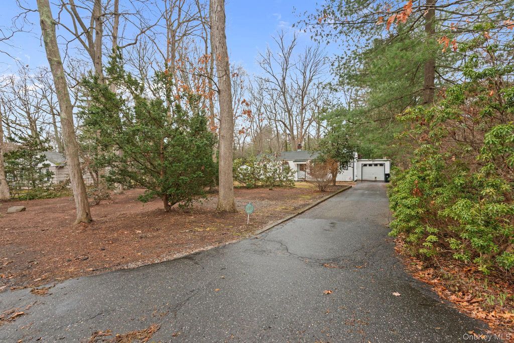 33 Oleander Drive, Northport, NY 11768