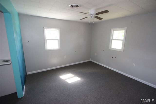 1405 E Chestnut Street, Desloge, MO 63601