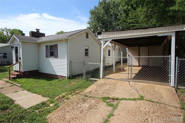 1405 E Chestnut Street, Desloge, MO 63601