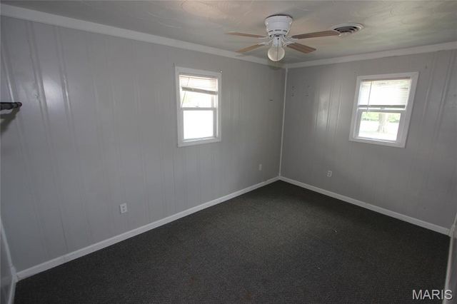 1405 E Chestnut Street, Desloge, MO 63601