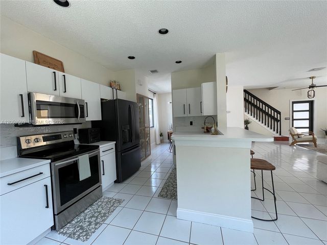 1456 Sabal Trail, Weston, FL 33327