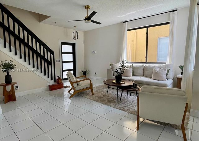 1456 Sabal Trail, Weston, FL 33327