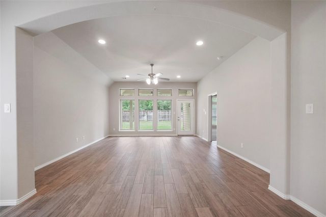 132 Fox Trail Road, Montgomery, TX 77316