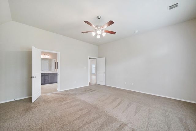 132 Fox Trail Road, Montgomery, TX 77316