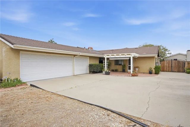 1985 Olive Drive, Santa Maria, CA 93454