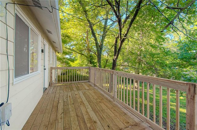 5112 S Cottage Avenue, Independence, MO 64055