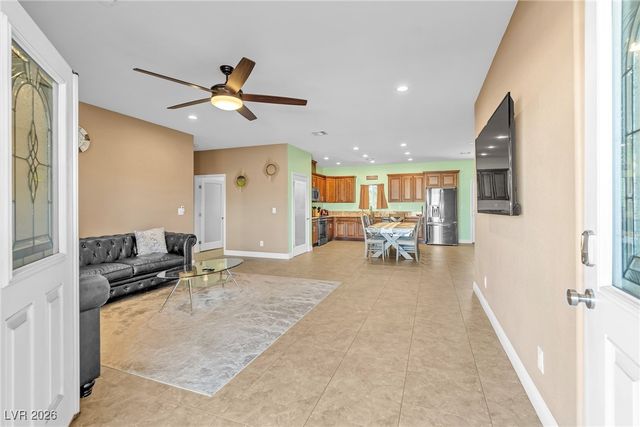 4615 East Saint Louis Avenue, Las Vegas, NV 89104