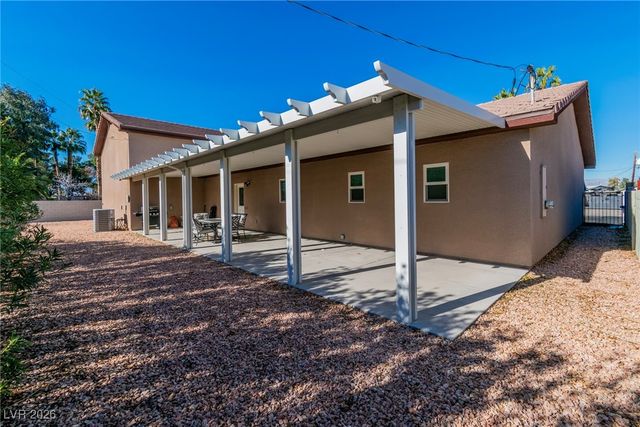 4615 East Saint Louis Avenue, Las Vegas, NV 89104