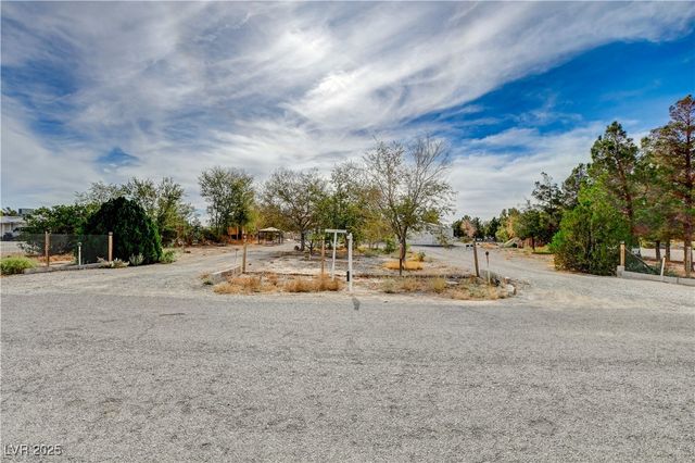4161 East McGraw Road, Pahrump, NV 89061