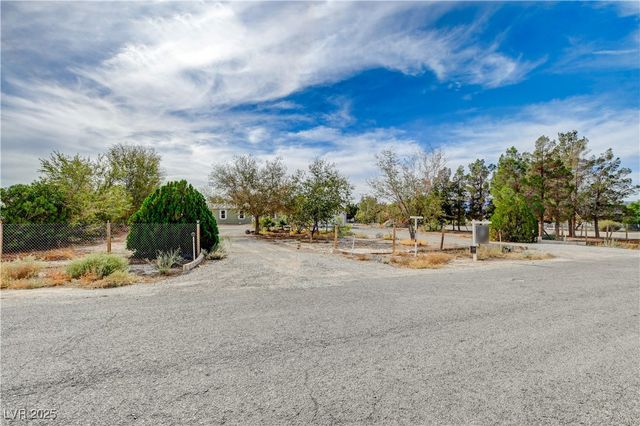 4161 East McGraw Road, Pahrump, NV 89061