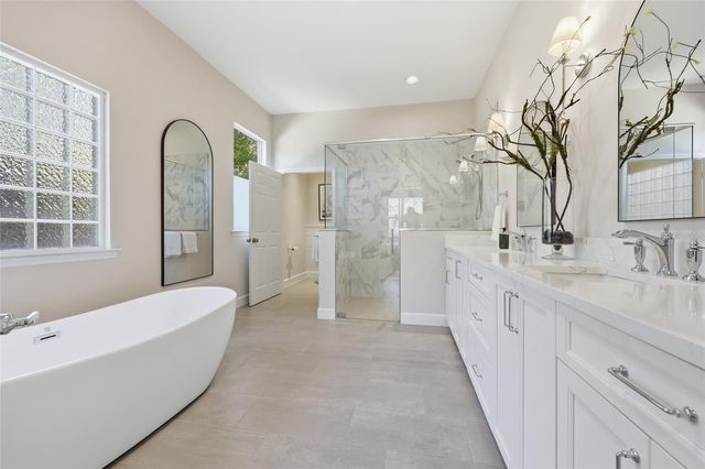 10226 SW 49TH LANE, Gainesville, FL 32608