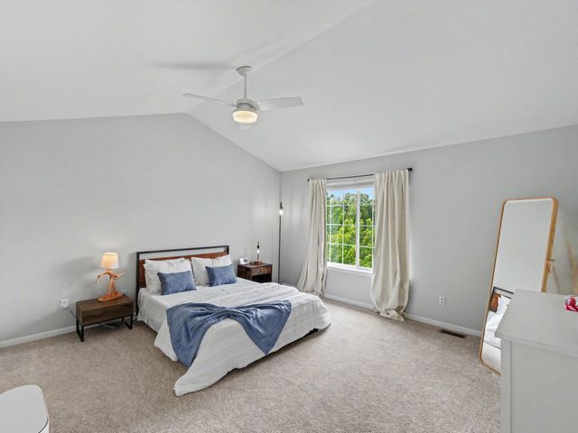 174 Burwyck Park Drive, Saline City, MI 48176