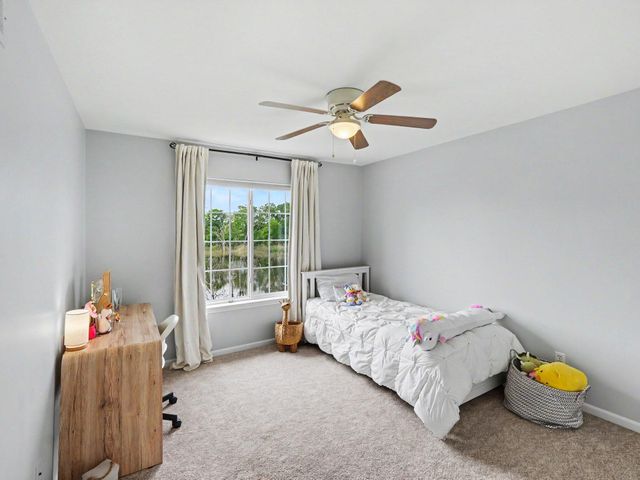 174 Burwyck Park Drive, Saline City, MI 48176
