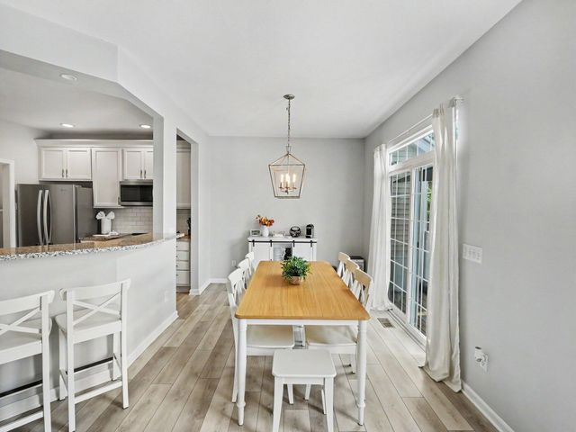 174 Burwyck Park Drive, Saline City, MI 48176