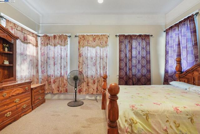 825 N SAN JOAQUIN STREET, Stockton, CA 95202