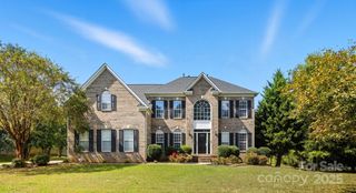1121 Yarrow Street, Matthews, NC 28104