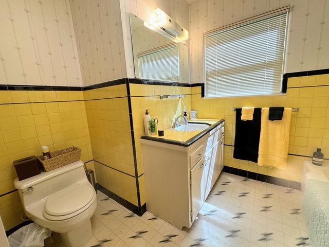 15061 Ave 288, Visalia, CA 93292