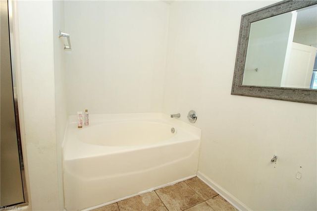 2810 Waterstone Loop, High Point, NC 27265