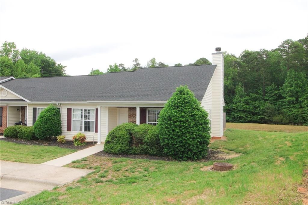 2810 Waterstone Loop, High Point, NC 27265