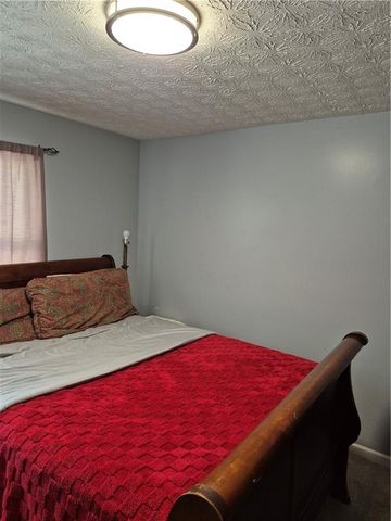 1301 Fairington Village Drive, Lithonia, GA 30038