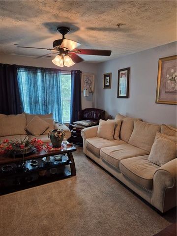 1301 Fairington Village Drive, Lithonia, GA 30038