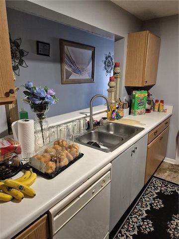 1301 Fairington Village Drive, Lithonia, GA 30038
