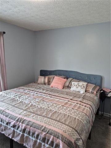 1301 Fairington Village Drive, Lithonia, GA 30038