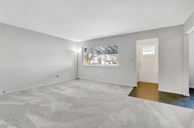 30350 Twin Lakes Drive, Wickliffe, OH 44092