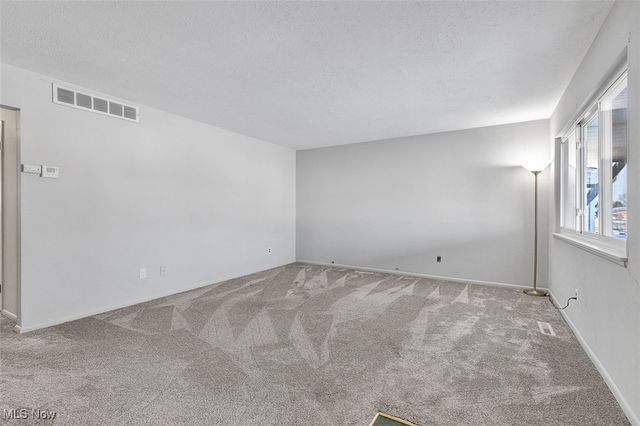 30350 Twin Lakes Drive, Wickliffe, OH 44092