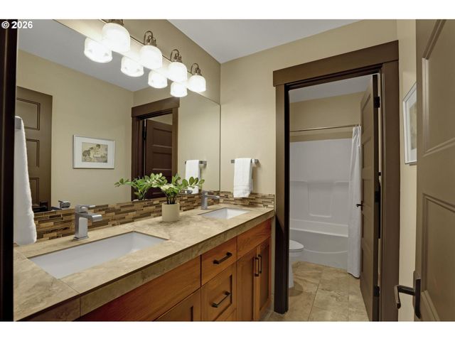 3402 Nw 117TH Pl, Portland, OR 97229