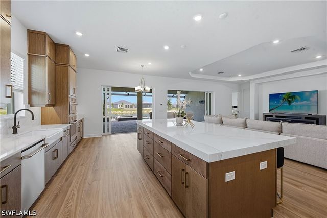 15743 Modena ST, Naples, FL 34114